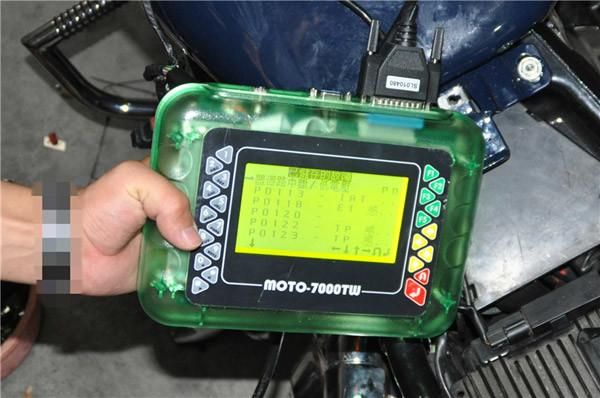 MOTO 7000TW Universal Motorcycle Scan Tool