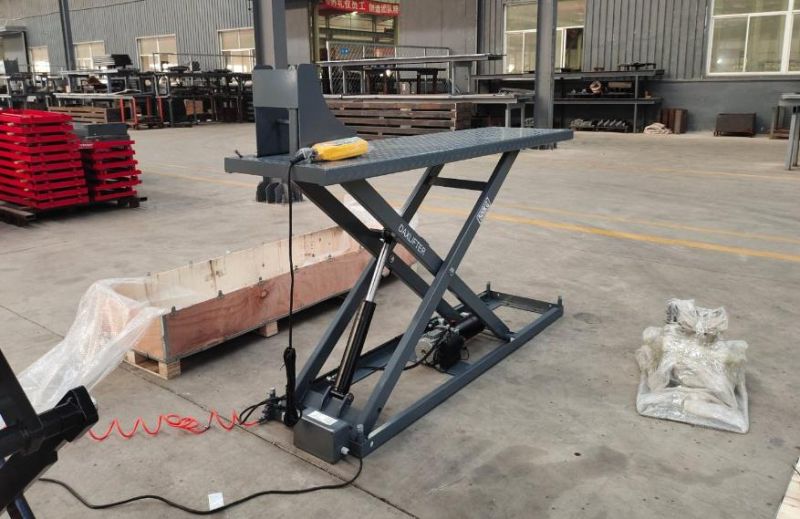 CE Licensed Portable Motorcycle Lift for Motorbike Exhibitions and Maintenance