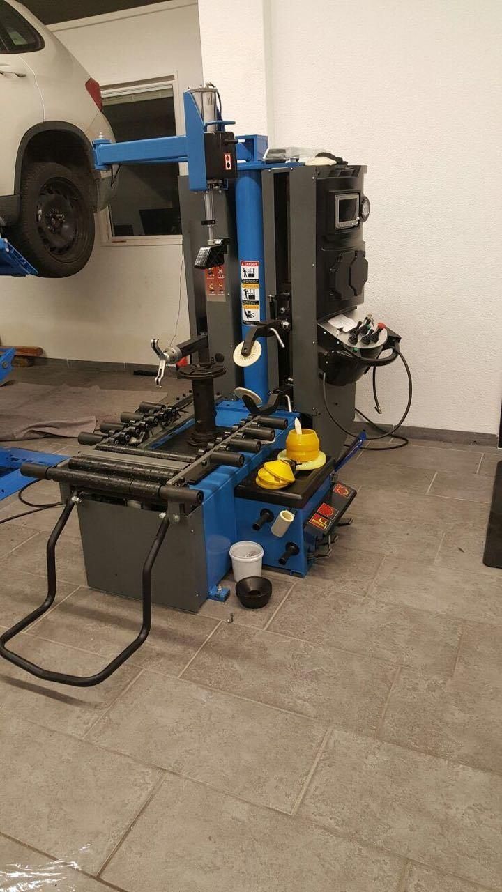 AA4c Tire Changer AA-Ftc98