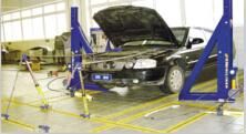 Floor Model Auto Body Collision Repair Machine Uniliner UL-133 CE Approved