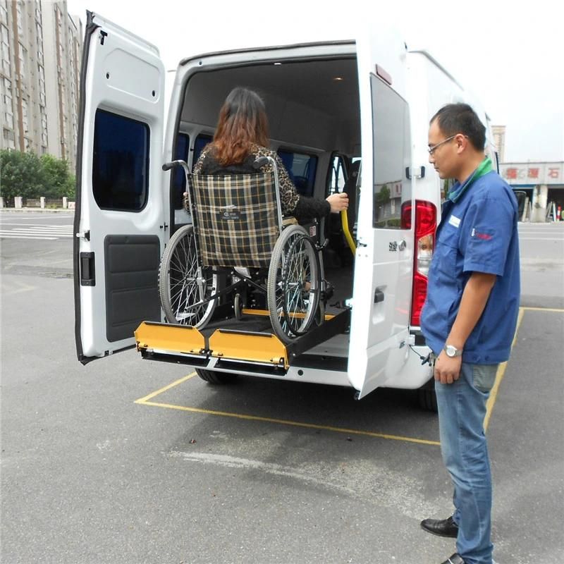 Hydraulic Wheelchair Car Lift for Disabled Passenger