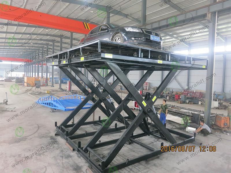 Car parking lift with turning platform for garage or underground use
